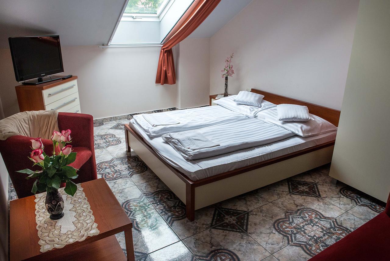 סגד Bl Luxus Apartman מראה חיצוני תמונה